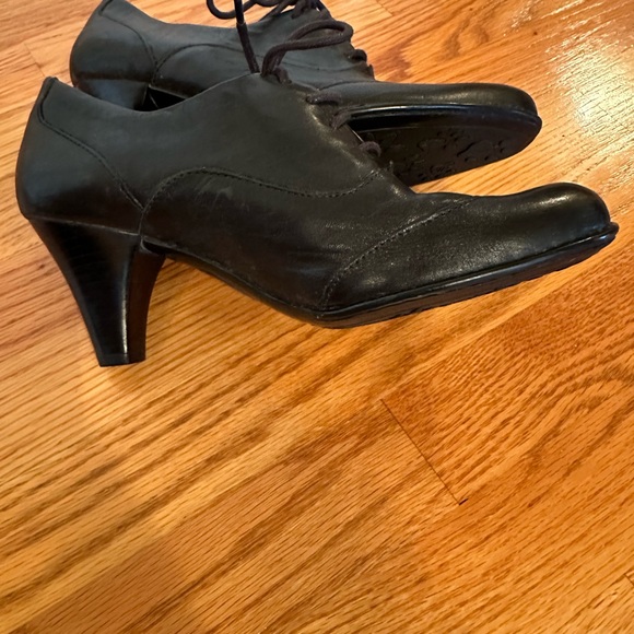 Born black heels women’s size 8.5 - Picture 4 of 9